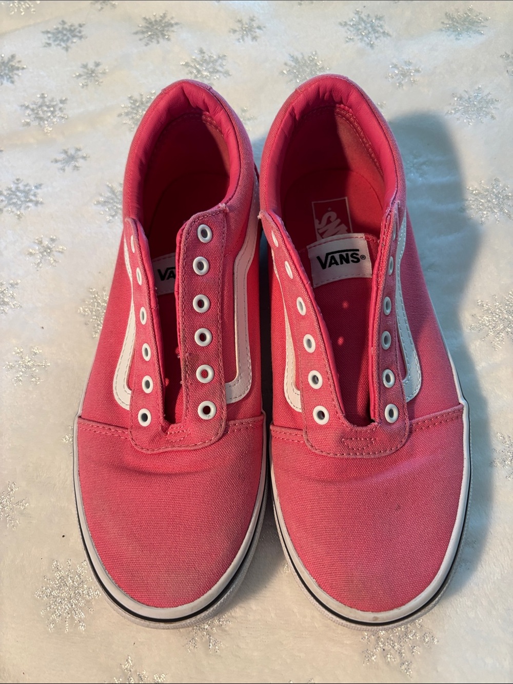 Vans Women’s size 5 Slip-On Sneakers in Pink with White Side Stripe